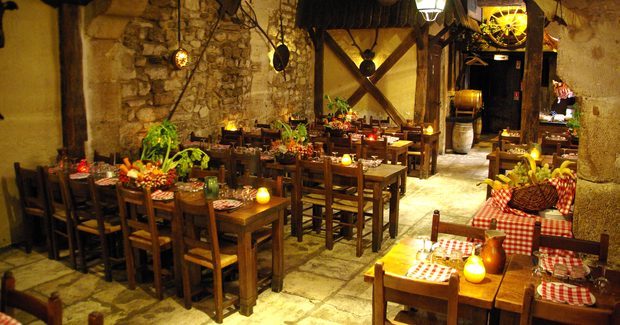 Hello disneyland : le blog n°1 sur disneyland paris Noël à Paris - Cabarets, Dîner-croisière • Come to Paris